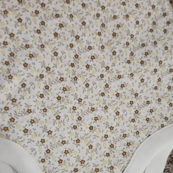 GAP Pink and White Matching Set Bodysuit Long Sleeves - Picture 7 of 16